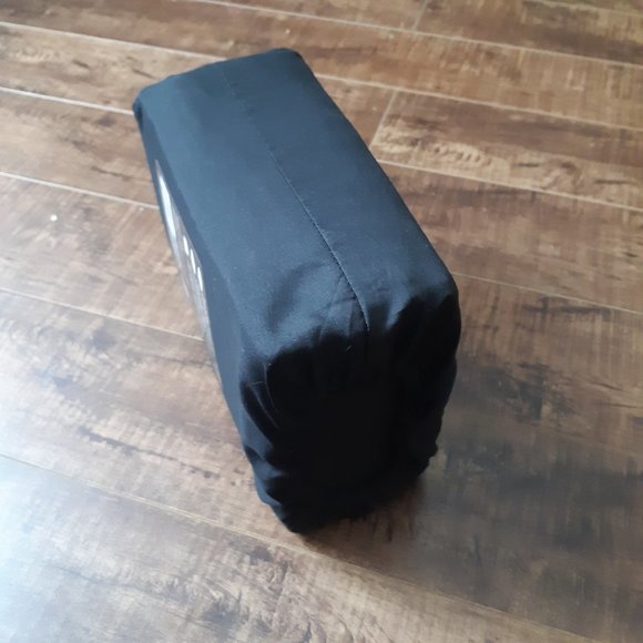 New 4-Piece Queen Bedding Sheets • Black - Picture 2 of 3